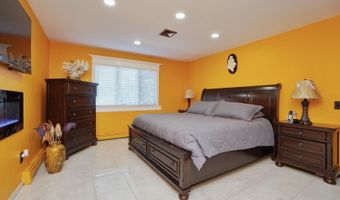 10 Clearmont Ave, Staten Island, NY 10309