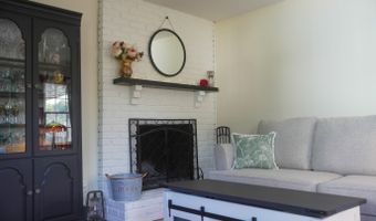 18 Carriage Dr, Burlington, CT 06013