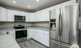 738 Aronson Ave, Billings, MT 59105