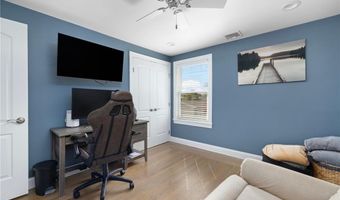 26 Leawood Dr, Cranston, RI 02920