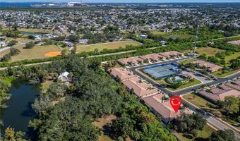 420 CEDAR FALLS Dr, Apollo Beach, FL 33572