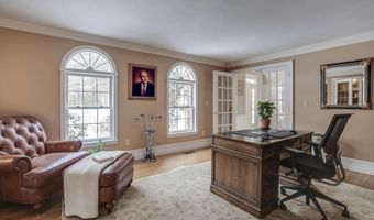 5 Pembroke Way, Bedford, NH 03110