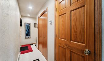 1670 W ROSELAWN Dr, Appleton, WI 54914