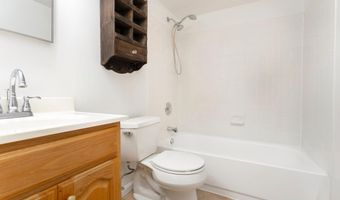 2446 S NELSON St, Arlington, VA 22206