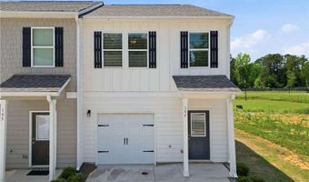 157 Village Green Dr, Adairsville, GA 30103