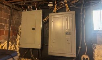 31 Greenlief St, Augusta, ME 04330