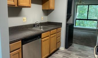 1713 GAINESVILLE St SE 101, Washington, DC 20020