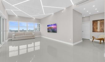 18011 Biscayne Blvd PH04, Aventura, FL 33160