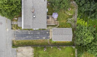 22 Cobb Rd, Bath, ME 04530