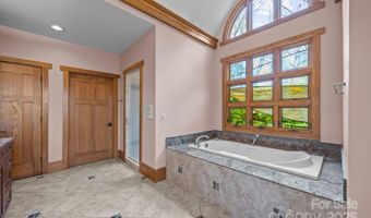 47 Cedar Hill Dr, Asheville, NC 28803