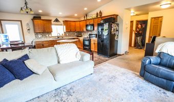 1202 SW 13th Ave, Aberdeen, SD 57401