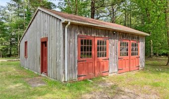 329 Hog House Hill Rd, Exeter, RI 02822