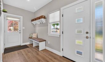 6416 Tisdale Ter, Bethesda, MD 20817