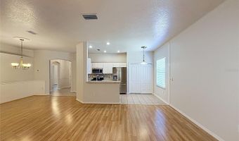 6932 MONARCH PARK Dr, Apollo Beach, FL 33572