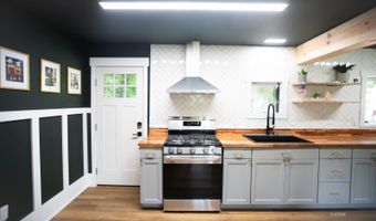 9676 Hooper Rd, Athens, OH 45701