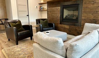 1228 12th St, Cody, WY 82414