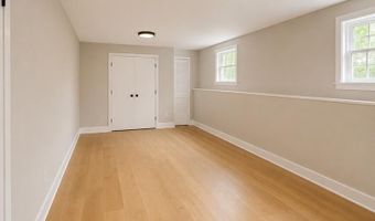 1354 MOYER Rd, Annapolis, MD 21403