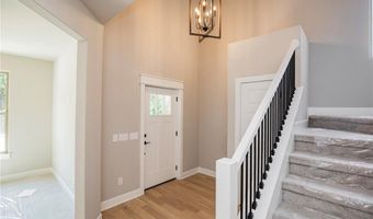 1 Nairn Ln, Bella Vista, AR 72715