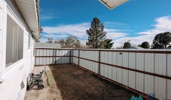 2407 Avenue B Sts, Carlsbad, NM 88220