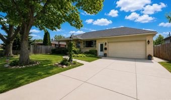 135 Alberta Dr, Amherst, NY 14226