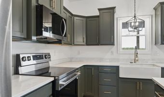 1155 Piney Mountain Rd, Appomattox, VA 24522