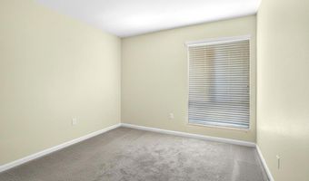 2536 White Oak Pl 1, Escondido, CA 92027