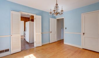 4113 PINERIDGE Dr, Annandale, VA 22003