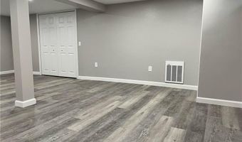 74 Leslie St, Cranston, RI 02910