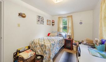 119 Falvey St, Bangor, ME 04401