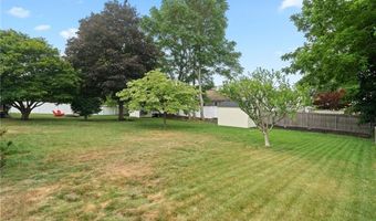 32 Rosemere Dr, East Providence, RI 02914