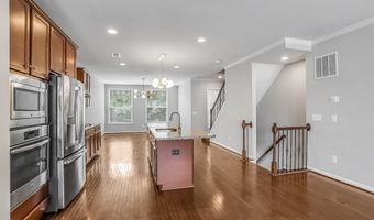 42274 HAMPTON WOODS Ter, Ashburn, VA 20148