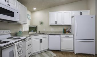 450 W SUNWEST Dr 49, Casa Grande, AZ 85122