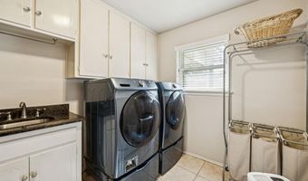403 N Baugh St, Alvarado, TX 76009