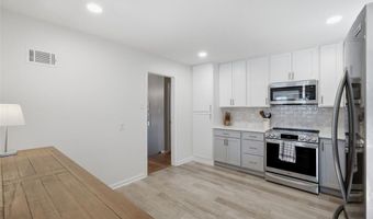 7061 Aliceton Ave, Affton, MO 63123