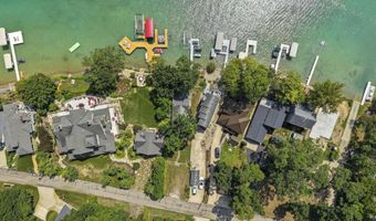 6955 WN Lake Gage Dr, Angola, IN 46703
