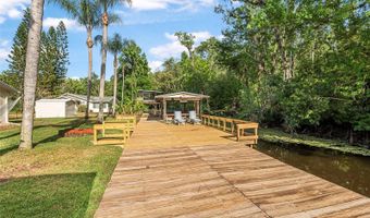 1877 RIVEREDGE Dr, Astor, FL 32102