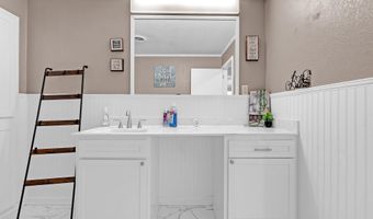 321 Panola Ave, Batesville, MS 38606