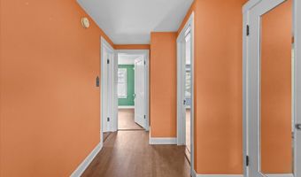 60 University Ter, Burlington, VT 05401