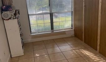 1013 Christine St, Keene, TX 76031