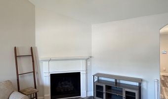 711 Burbrook Ln, Boiling Springs, SC 29316