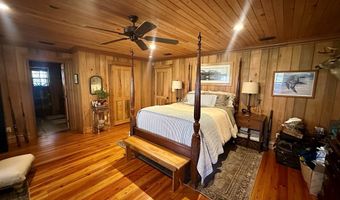 1651 Linden Rd, Apalachicola, FL 32320
