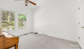 1 Hedgerose Ct B, Asheville, NC 28805