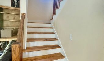 156 Lake Oglethorpe Dr, Arnoldsville, GA 30619
