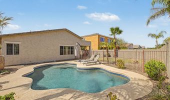 896 E LA COSTA Pl, Chandler, AZ 85249