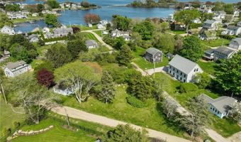 44 Kilburn St, Charlestown, RI 02813