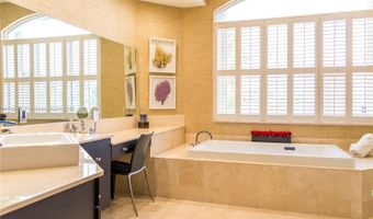 3705 NE 214 St 13, Aventura, FL 33180