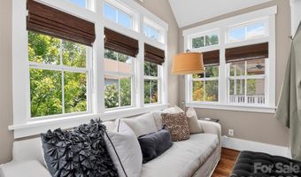 1539 Tippah Park Ct, Charlotte, NC 28205