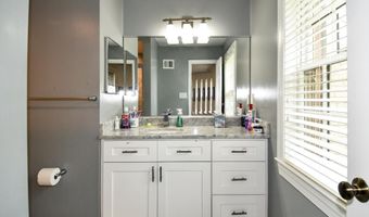 5153 WESTBARD Ave 15, Bethesda, MD 20816