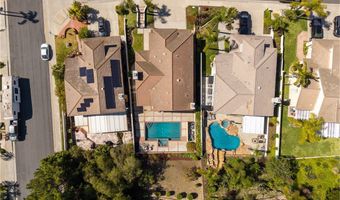 7520 E Toyon Ln, Anaheim, CA 92808