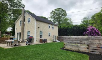 155 Hatchery Rd, North Kingstown, RI 02852